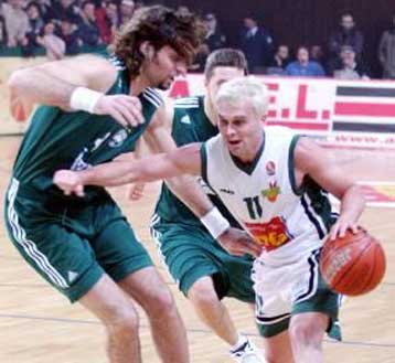 Στραβοπάτησε στην Κοζάνη ο Παναθηναϊκός (70-66) – Η ΑΕΚ 93-77 τον Πανιώνιο