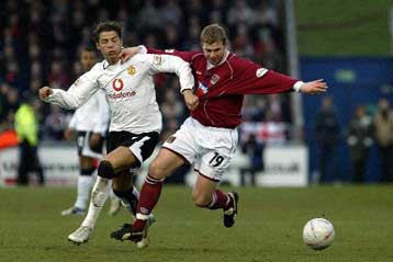 Ανετη πρόκριση της Μάντσεστερ Γιουνάιτεντ