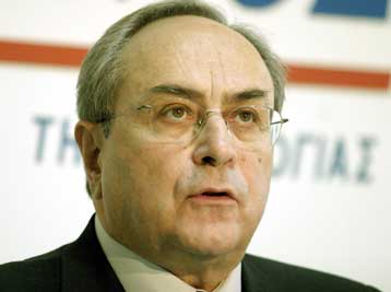 Σκληρή επίθεση Κωνσταντόπουλου κατά κυβέρνησης, με αφορμή την τροπολογία Πάχτα