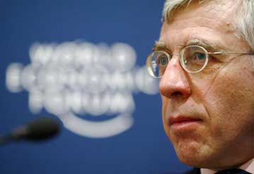 Απογοητευμένος ο Τζακ Στρο από τις δηλώσεις των επιθεωρητών για τα «μη όπλα» του Ιράκ