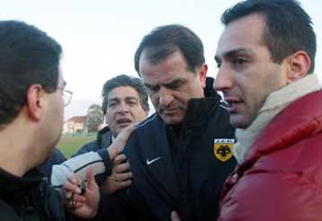 Οριστικά αποχαιρέτησε την ΑΕΚ ο Ντούσαν Μπάγεβιτς – Παραιτήθηκε και ο Π.Στάθης