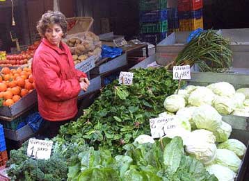 Ανατιμήσεις έως 33% στα οπωροκηπευτικά διαπιστώνει το υπουργείο Ανάπτυξης