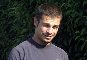 Επιβεβαιώνει το ενδιαφέρον για αγορά της ΑΕΚ ο Νικολαΐδης – Στήριξη στον Μπάγεβιτς