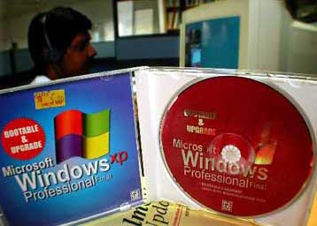 Προσοχή στην επέλαση του Mydoom – Εξαπλώνεται τόσο γρήγορα όσο ο ιός Sobig