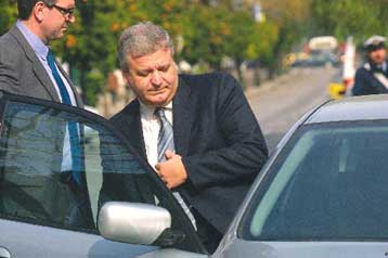 Έμφαση στο πλαίσιο του ΟΗΕ και όχι στην εθνικότητα του μεσολαβητή δίνει η Αθήνα