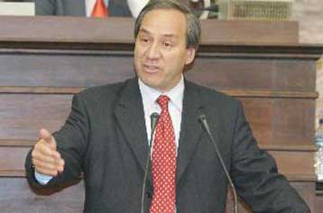 Να παραδώσει τα προσωπικά του αρχεία για το Γ΄ΚΠΣ ο Χρ.Πάχτας, ζητά η ΝΔ