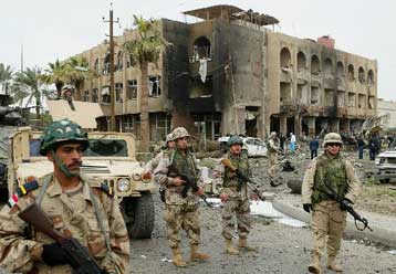 Τέσσερις νεκροί από ισχυρότατη έκρηξη έξω από κεντρικό ξενοδοχείο της Βαγδάτης