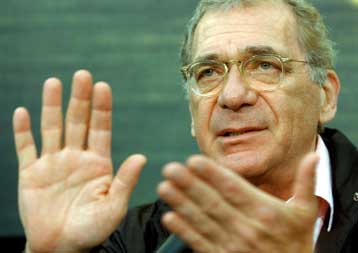 Στο κτίριο των Ηνωμένων Εθνών θα γυριστεί η επόμενη ταινία του Σίντνεϊ Πόλακ