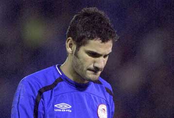 Ο Ελευθερόπουλος δεν επιστρέφει στην ομάδα, τονίζει ο Ολυμπιακός