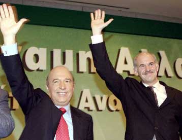 Συνέδριο τριών ωρών και τριών ομιλητών θα δρομολογήσει την εκλογή του Γ.Παπανδρέου