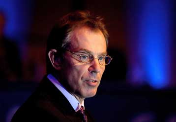 Ο δικαστής Χάτον «έσωσε» τον Τόνι Μπλερ εκτιμά το 56% των Βρετανών