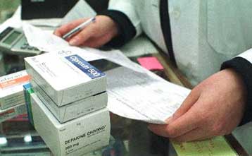 Ανατιμήσεις έως 7% στις τιμές 400 φαρμάκων