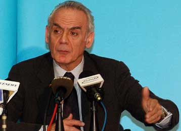 Ουδέποτε ζητήθηκε ο αποχαρακτηρισμός της λίμνης Καϊάφα, δηλώνει ο Ακης Τσοχατζόπουλος