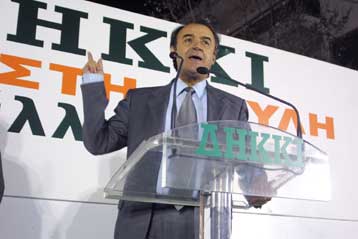 Επίσκεψη Τσοβόλα στη Βαρβάκειο και βολές κατά της ασυδοσίας της αγοράς