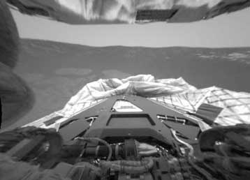 Εικόνες από τη βόλτα του στον Κόκκινο Πλανήτη έστειλε το Opportunity