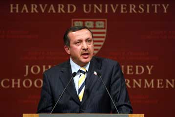 Έτοιμος για εδαφικές παραχωρήσεις στο Κυπριακό δηλώνει ο Ερντογάν