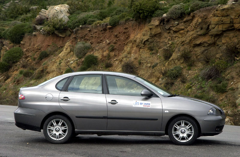 Seat Cordoba χωρίς προκαταβολή και εξόφληση σε 48 άτοκες μηνιαίες δόσεις