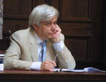 Η διαπλοκή θα λήξει στις 7 Μαρτίου, λέει με βεβαιότητα ο Προκόπης Παυλόπουλος