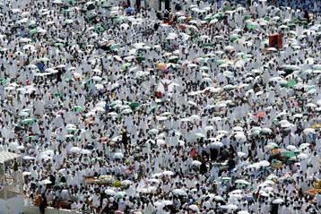 Τουλάχιστον 244 μουσουλμάνοι πιστοί ποδοπατήθηκαν μέχρι θανάτου στη Μένα