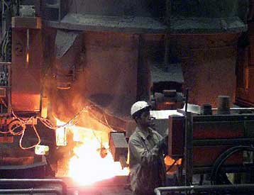 Κατώτερη των προσδοκιών η βελτίωση στην αμερικανική μεταποίηση τον Ιανουάριο