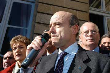 Περαιτέρω έρευνα για την υπόθεση του Αλέν Ζιπέ ανακοίνωσε ο Ζακ Σιράκ