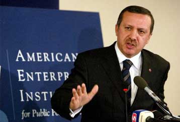 Διάψευση Ερντογάν για τα περί εδαφικών παραχωρήσεων ως μέρος λύσης του Κυπριακού