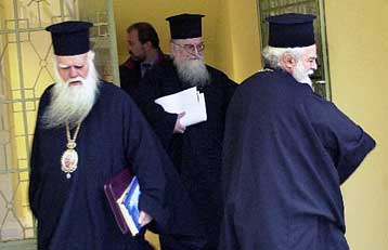 Τρεις εντολές Χριστόδουλου στους ιεράρχες εν όψει εκλογών