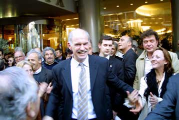 Πάνω από 500.000 μέλη και φίλοι του ΠΑΣΟΚ θα ψηφίσουν στο συνέδριο