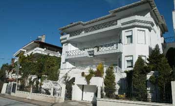 Τάσεις κορεσμού στην αγορά ακινήτων διαπιστώνει το ΚΕΠΕ