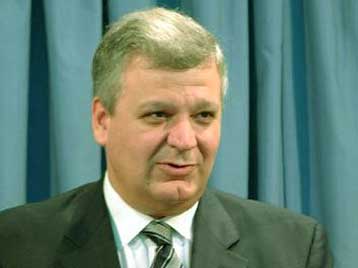 Για «τεράστια αντίφαση» στο οικονομικό πρόγραμμα της ΝΔ κάνει λόγο η κυβέρνηση