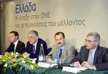 Πραγματική σύγκλιση σε ορίζοντα δεκαετίας προβλέπει ο Γιάννος Παπαντωνίου