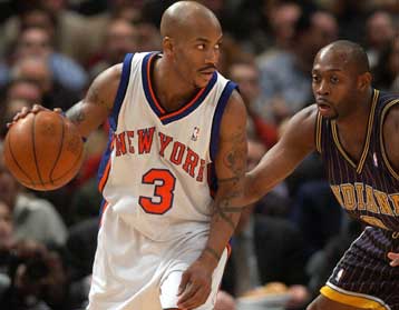 Οι Νικς νίκησαν τους Πέισερς με 99-90 …για χάρη του προέδρου τους