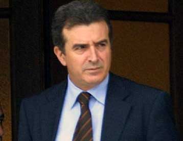 Εφ΄όλης της ύλης αντιπαράθεση με το πρόγραμμα της ΝΔ μετά την εκλογή του Γ.Παπανδρέου