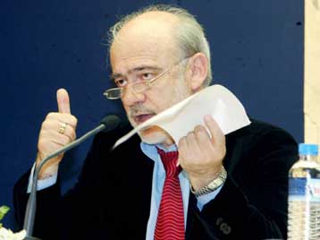 Για μέτρα, οικονομικά και Παναθηναϊκό μίλησε ο Γ. Λιάνης