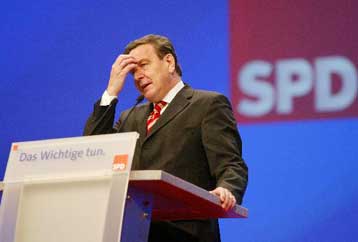 Φήμες για παραίτηση του Γκέρχαρντ Σρέντερ από την προεδρία του SPD