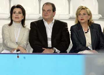 Παραμερίζουμε τις διαφωνίες μας για την επιτυχία των Αγώνων, τόνισε ο Κ.Καραμανλής