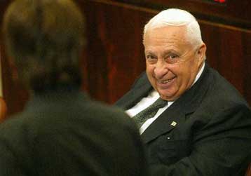 Μεταφορά των εποίκων της Γάζας στη Δ.Όχθη ή εντός Ισραήλ εξετάζει η κυβέρνηση Σαρόν