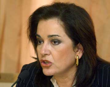 Ατυχής η διατύπωση για ασφαλιστικό, αλλά υπεύθυνες οι προτάσεις, λέει η Ντ.Μπακογιάννη