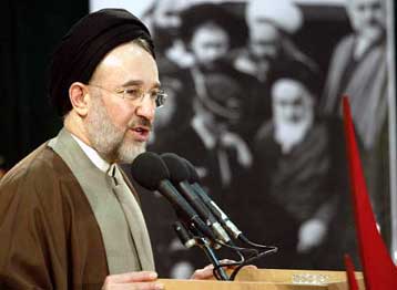 Δέσμευση Χαταμί για τη διεξαγωγή εκλογών στις 20 Φεβρουαρίου