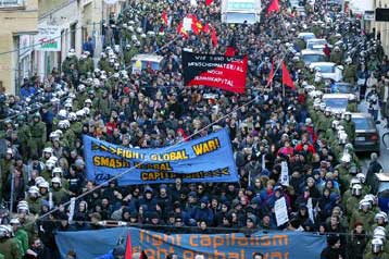 Χιλιάδες διαδηλωτές στο Μόναχο κατά της διάσκεψης του ΝΑΤΟ