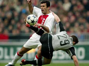 Από τους κορυφαίους ο Αναστασίου στη νίκη του Αγιαξ επί της Αϊντχόφεν