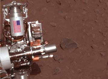 Το Spirit προχώρησε σε διάτρηση βράχου στην επιφάνεια του Αρη
