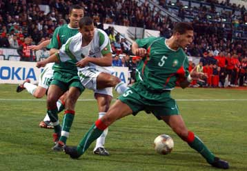 Με αγωνιώδη τρόπο, Μαρόκο και Νιγηρία στα ημιτελικά