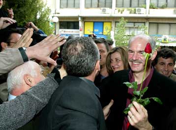 Με τη δύναμη των πολιτών θα προχωρήσω σε ρήξεις, δηλώνει ο Γ.Παπανδρέου