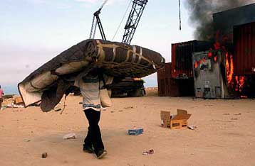 Συνεχίζεται η προέλαση ενόπλων σε διάφορες περιοχές της Αϊτής