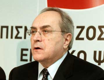 Να μην τρέφουν ψευδαισθήσεις για ΠΑΣΟΚ και ΝΔ κάλεσε τους πολίτες ο Ν.Κωνσταντόπουλος