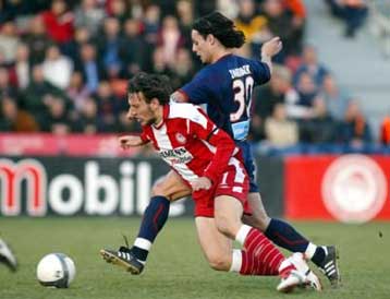 Γρασίδι και δοκάρια προβληματίζουν τον Προτάσοφ-Πονάει και ο Καφές