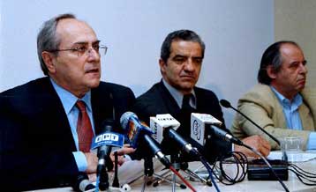 Αντίθετος στη συγχώνευση των υπουργείων Εργασίας και Παιδείας ο Ν.Κωνσταντόπουλος