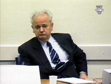 Κατά ένα μήνα παρατείνεται ο περιορισμός στις επικοινωνίες των Μιλόσεβιτς και Σέσελι