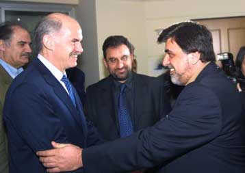 Διάθεση συνεργασίας στα θέματα δημοσίων υπαλλήλων εξέφρασαν Γ.Παπανδρέου και ΑΔΕΔΥ